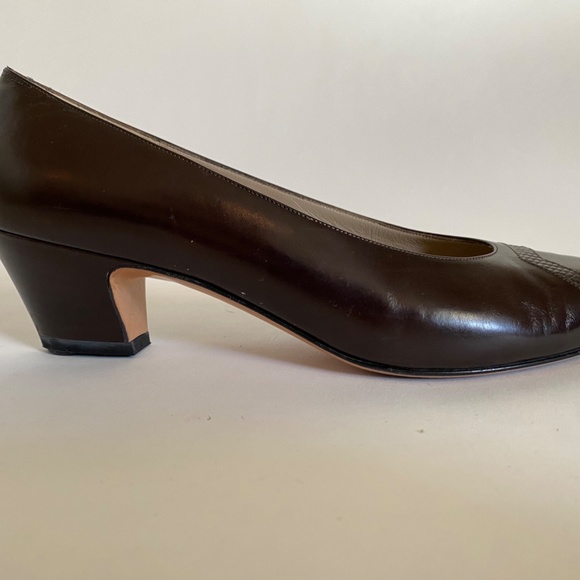 Ferragamo Women's Shoes - Picture 2 of 5